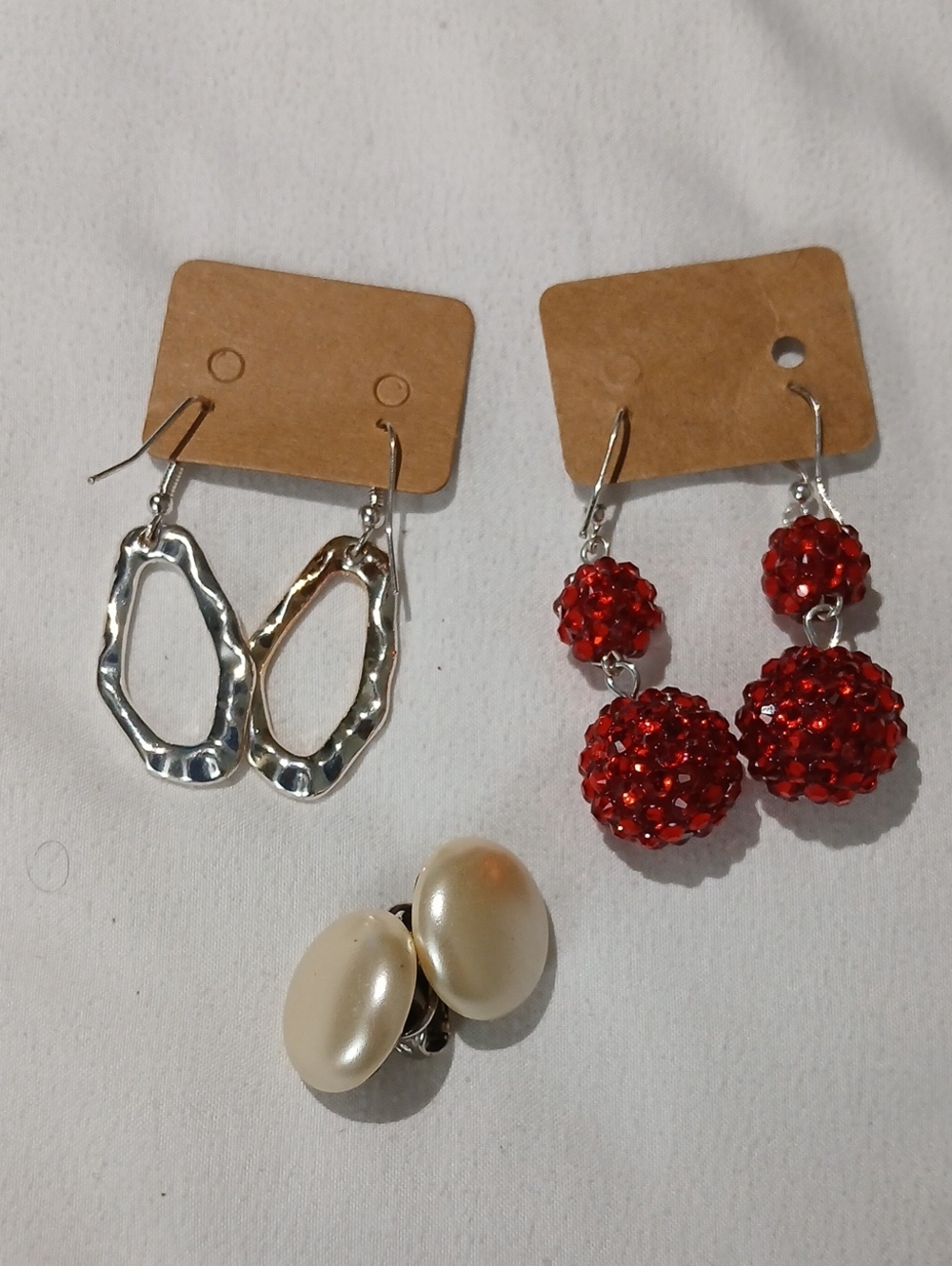 3pcs Bundle Jewelry Red, Silver & Pearl Earrings Set Like New